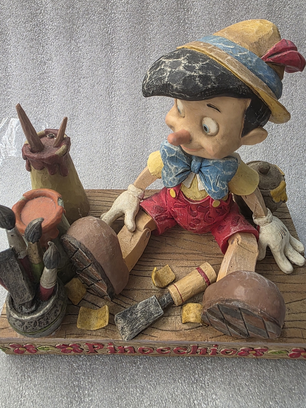 WALT DISNEY SHOWCASE- Carved From The Heart. #4005220- Pinocchio
